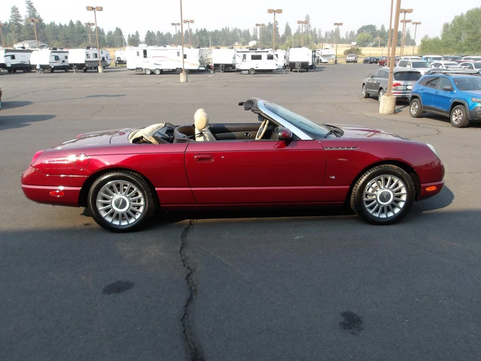 2004 Ford Thunderbird 11th Gen - Image 14 of 28