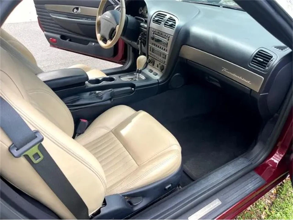 2004 Ford Thunderbird 11th Gen - Image 10 of 25