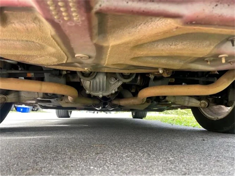 2004 Ford Thunderbird 11th Gen - Image 3 of 25