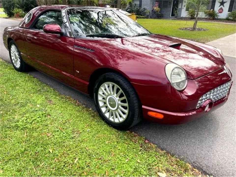 2004 Ford Thunderbird 11th Gen - Image 21 of 25