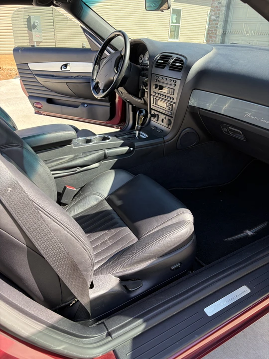2004 Ford Thunderbird 11th Gen - Image 11 of 31