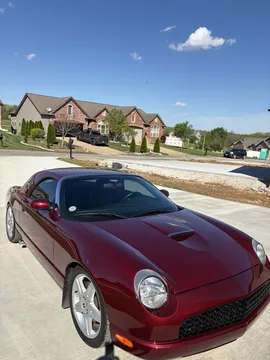 2004 Ford Thunderbird Base
