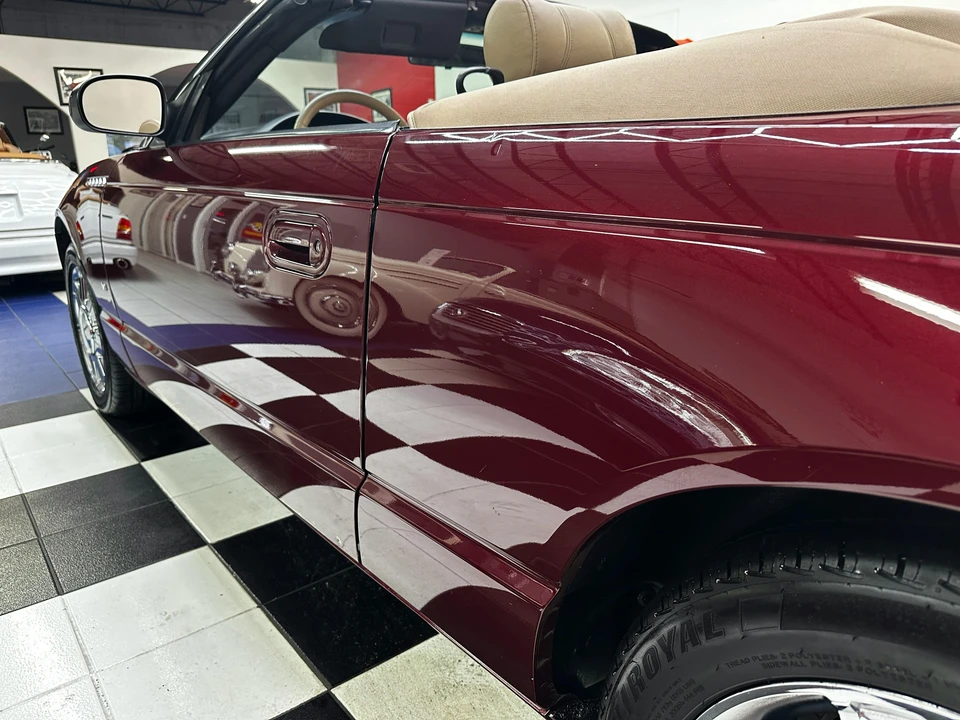 2004 Ford Thunderbird 11th Gen - Image 18 of 31