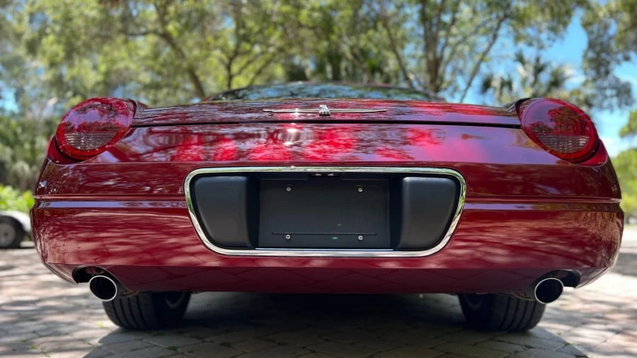 2004 Ford Thunderbird 11th Gen - Image 9 of 14