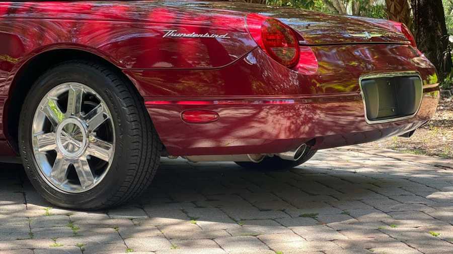 2004 Ford Thunderbird 11th Gen - Image 12 of 14