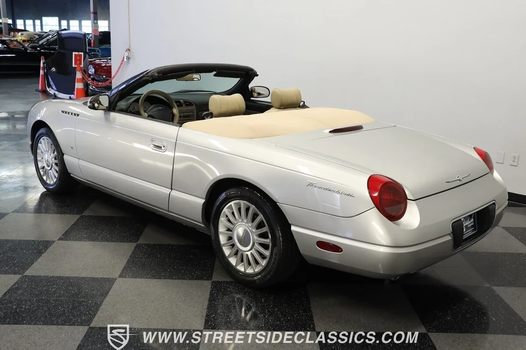 2004 Ford Thunderbird 11th Gen - Image 7 of 21
