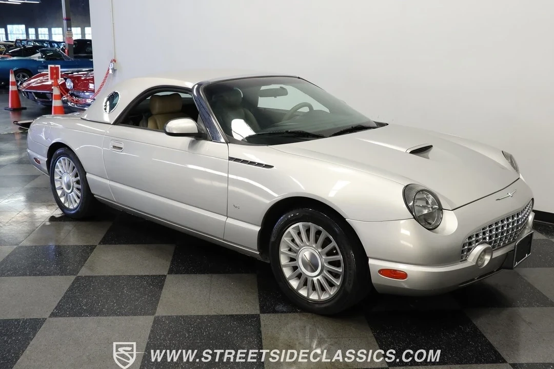 2004 Ford Thunderbird 11th Gen - Image 14 of 21