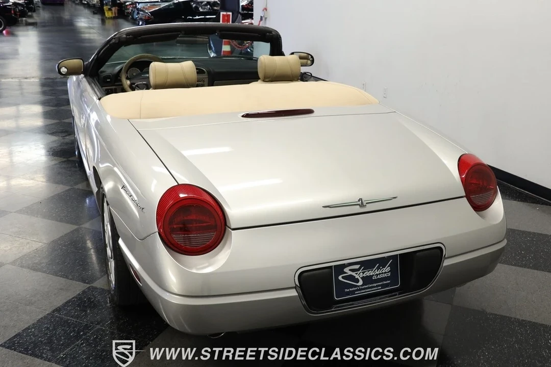 2004 Ford Thunderbird 11th Gen - Image 8 of 21
