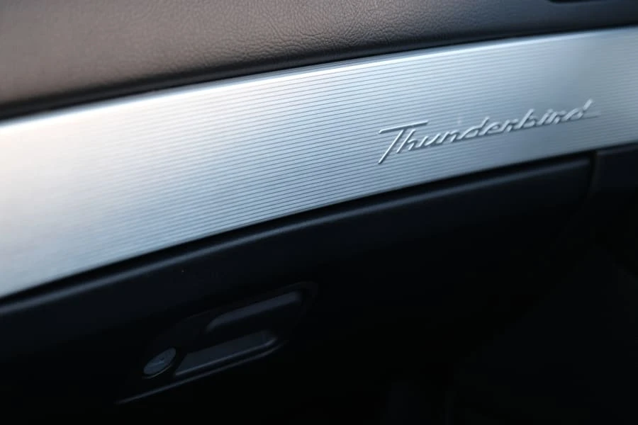 2004 Ford Thunderbird 11th Gen - Image 24 of 29