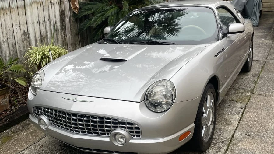 2004 Ford Thunderbird 11th Gen - Image 12 of 31