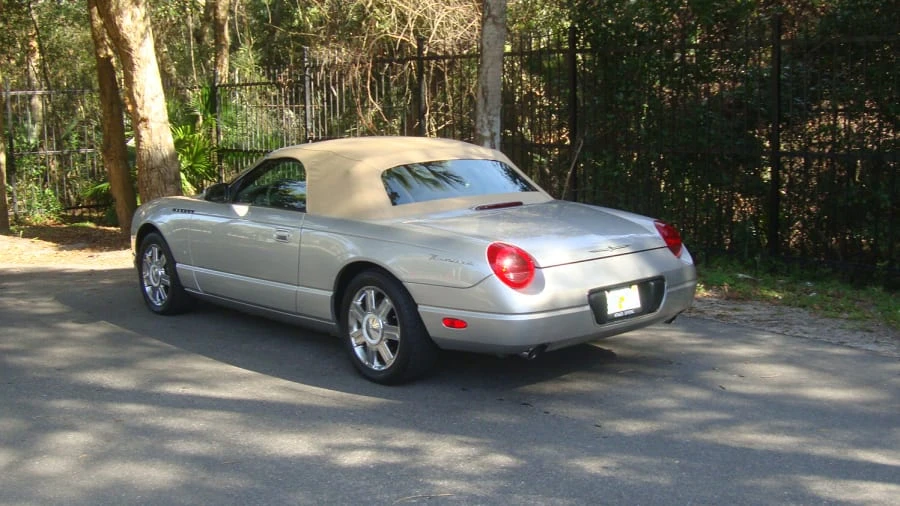 2004 Ford Thunderbird 11th Gen - Image 18 of 31
