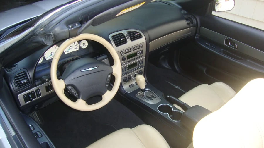 2004 Ford Thunderbird 11th Gen - Image 20 of 31