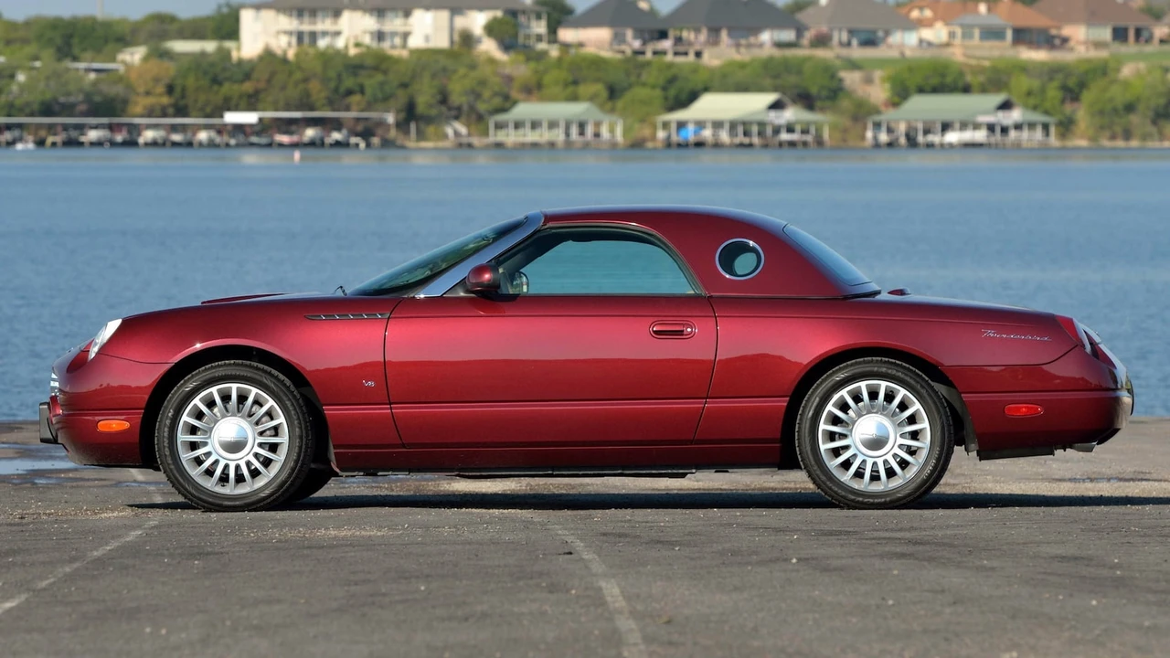 2004 Ford Thunderbird 11th Gen - Image 8 of 31