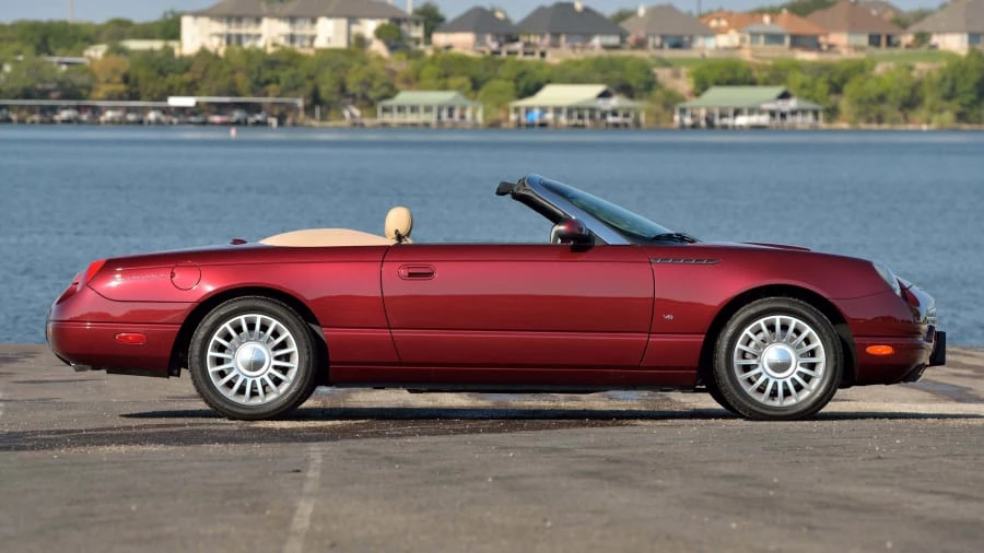 2004 Ford Thunderbird 11th Gen - Image 2 of 31