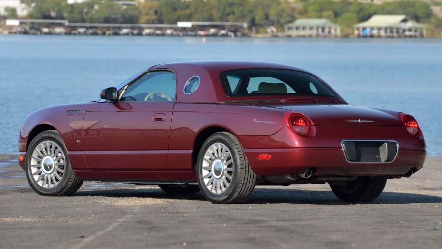 2004 Ford Thunderbird 11th Gen - Image 13 of 31
