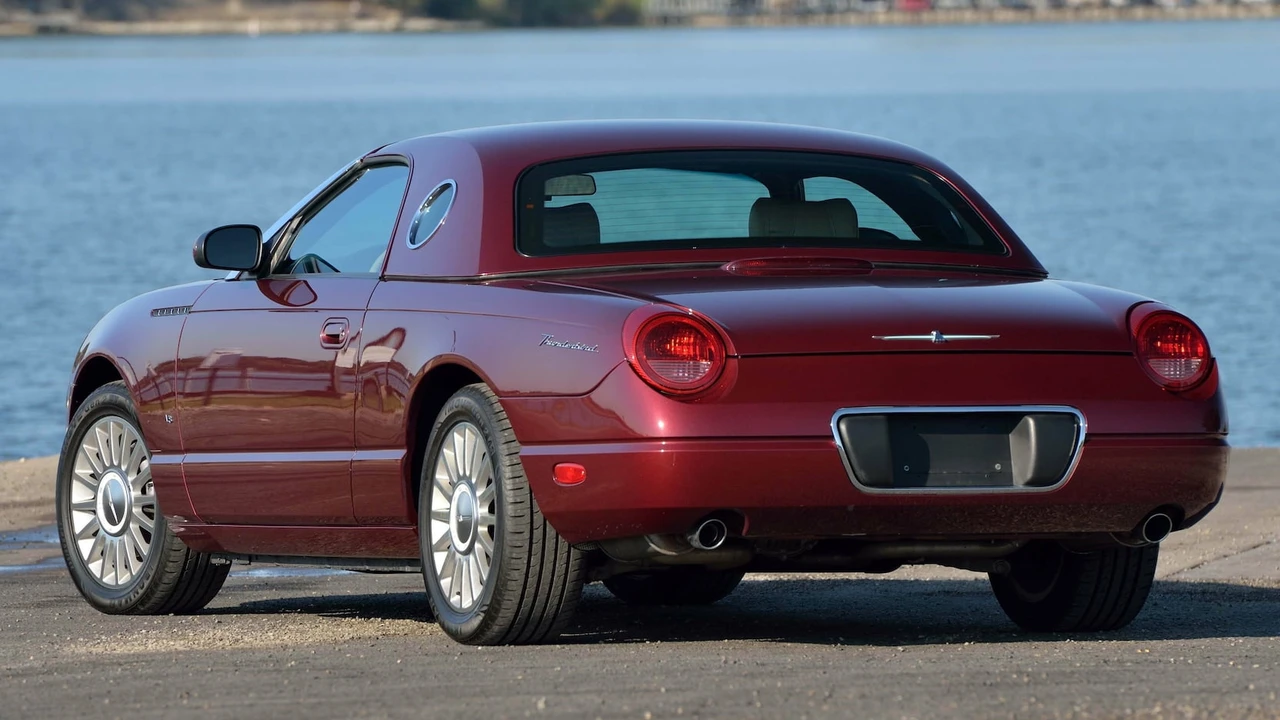 2004 Ford Thunderbird 11th Gen - Image 29 of 31