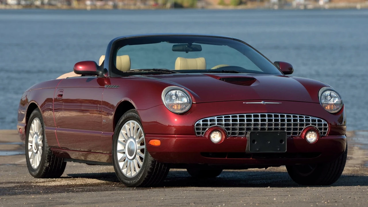 2004 Ford Thunderbird 11th Gen - Image 30 of 31