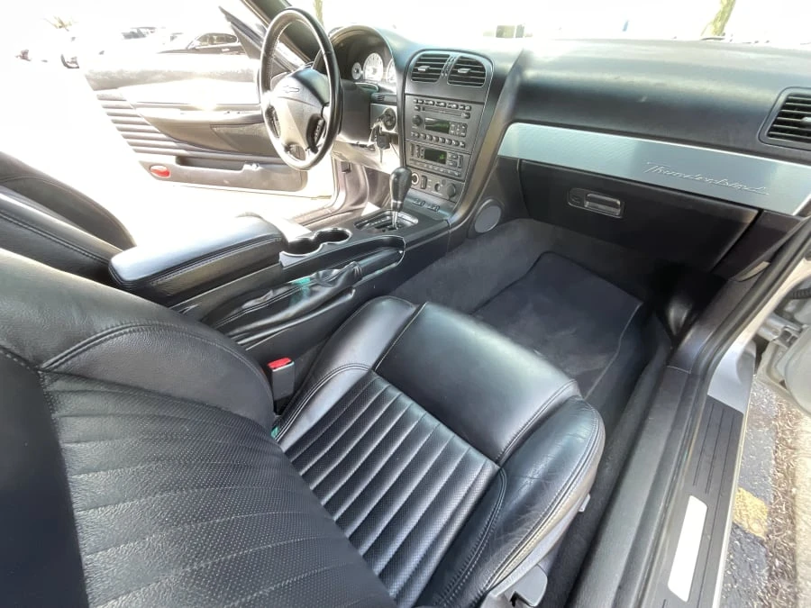 2004 Ford Thunderbird 11th Gen - Image 5 of 13