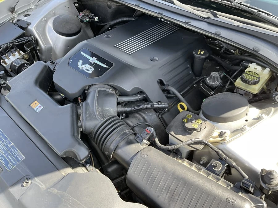 2004 Ford Thunderbird 11th Gen - Image 9 of 13