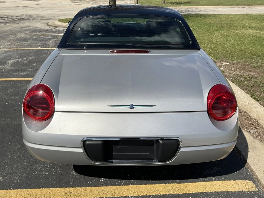 2004 Ford Thunderbird 11th Gen - Image 12 of 13