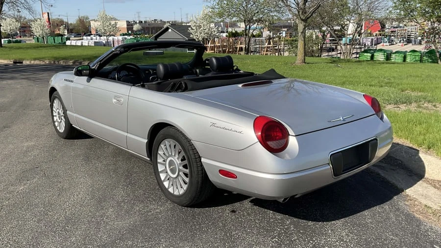 2004 Ford Thunderbird 11th Gen - Image 3 of 15
