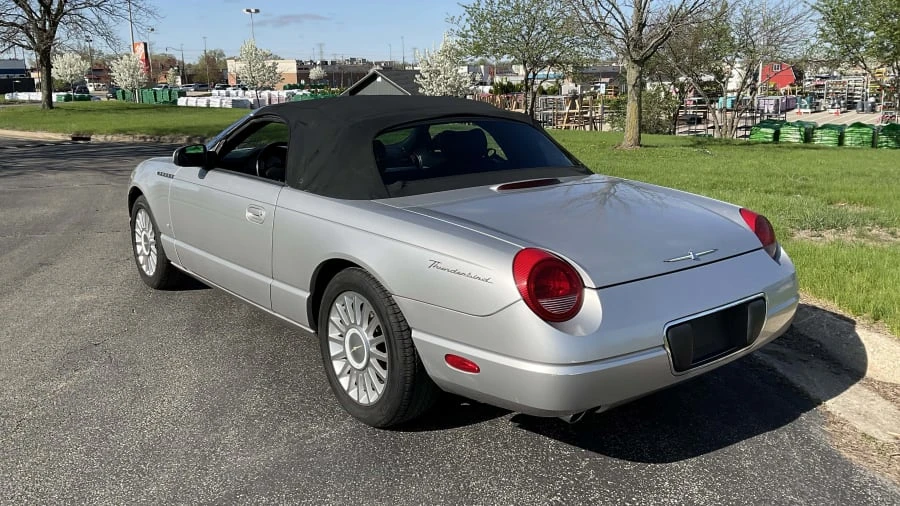 2004 Ford Thunderbird 11th Gen - Image 6 of 15