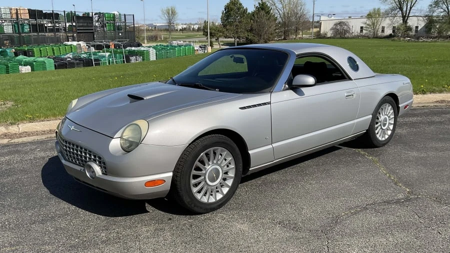 2004 Ford Thunderbird 11th Gen - Image 7 of 15