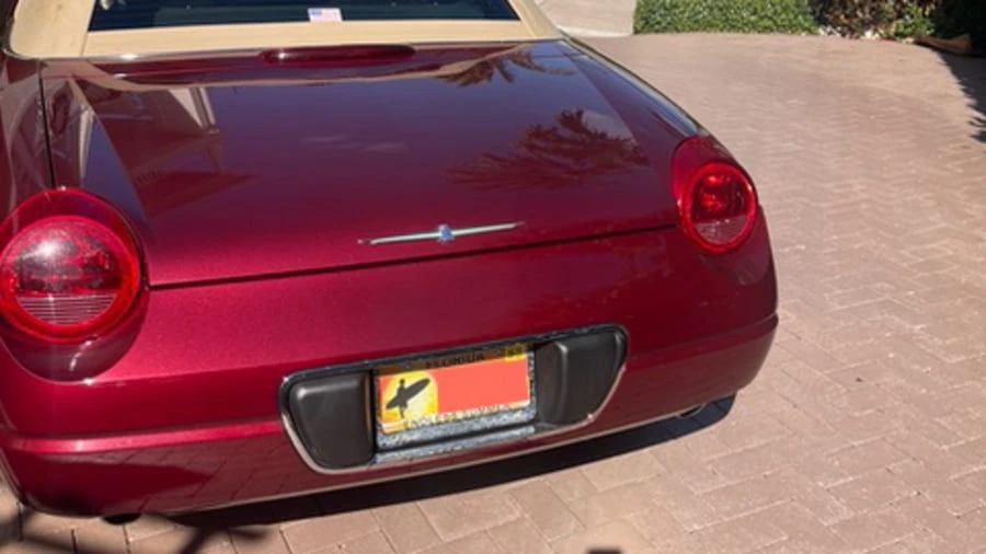 2004 Ford Thunderbird 11th Gen - Image 17 of 31
