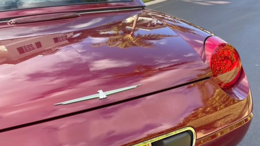 2004 Ford Thunderbird 11th Gen - Image 6 of 31