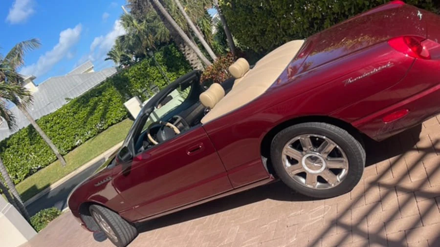 2004 Ford Thunderbird 11th Gen - Image 22 of 31