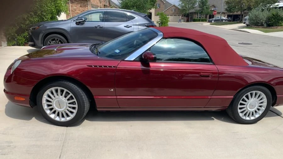 2004 Ford Thunderbird 11th Gen - Image 9 of 13