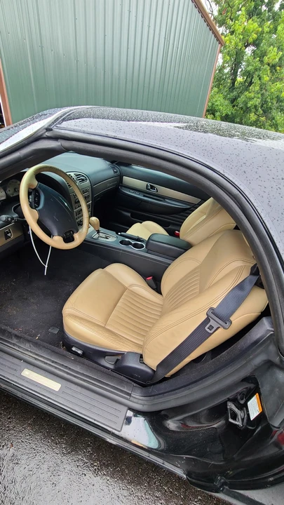 2004 Ford Thunderbird 11th Gen - Image 7 of 9
