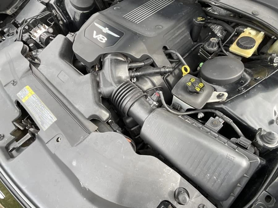 2004 Ford Thunderbird 11th Gen - Image 6 of 16