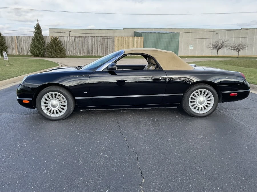 2004 Ford Thunderbird 11th Gen - Image 14 of 16
