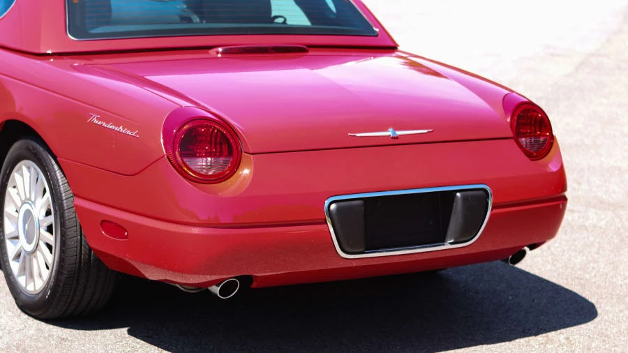 2004 Ford Thunderbird 11th Gen - Image 15 of 22
