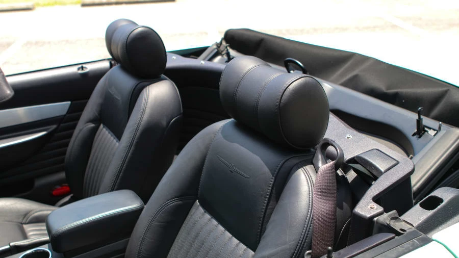 2004 Ford Thunderbird 11th Gen - Image 9 of 26