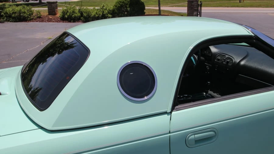 2004 Ford Thunderbird 11th Gen - Image 25 of 26
