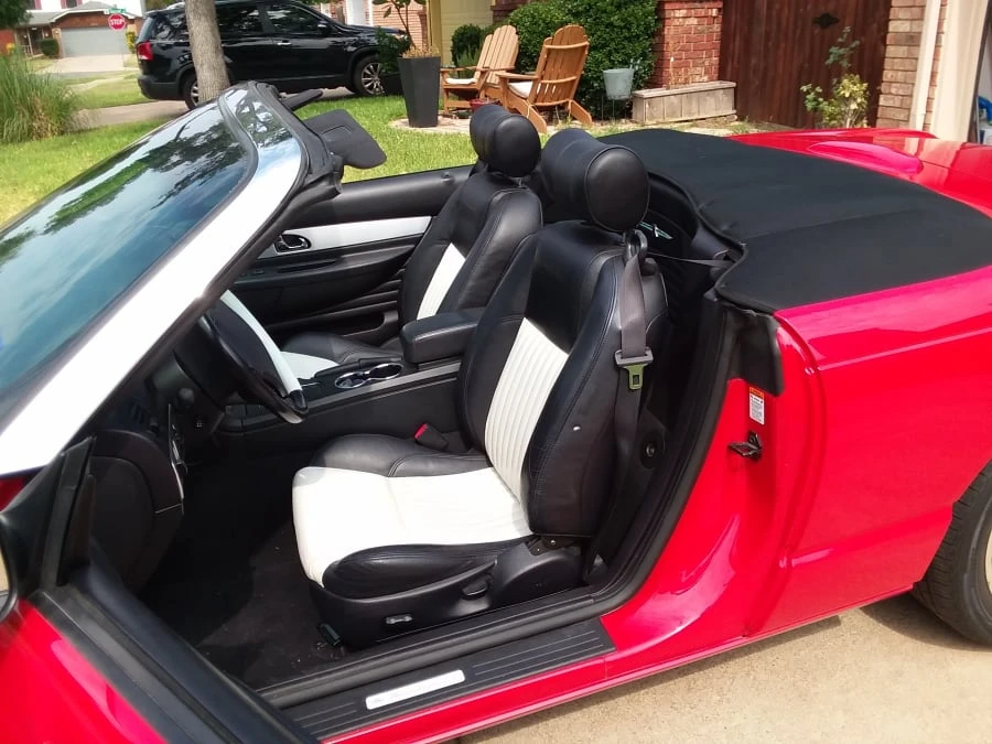 2004 Ford Thunderbird 11th Gen - Image 5 of 12