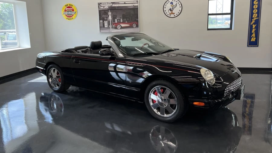 2004 Ford Thunderbird 11th Gen - Image 2 of 5