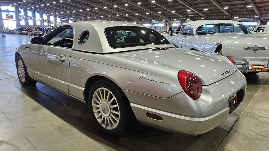 2004 Ford Thunderbird 11th Gen - Image 3 of 19