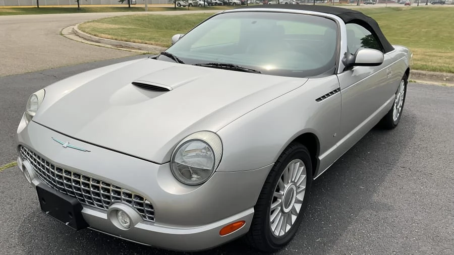 2004 Ford Thunderbird 11th Gen - Image 4 of 15