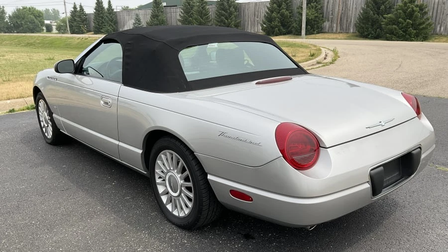 2004 Ford Thunderbird 11th Gen - Image 6 of 15