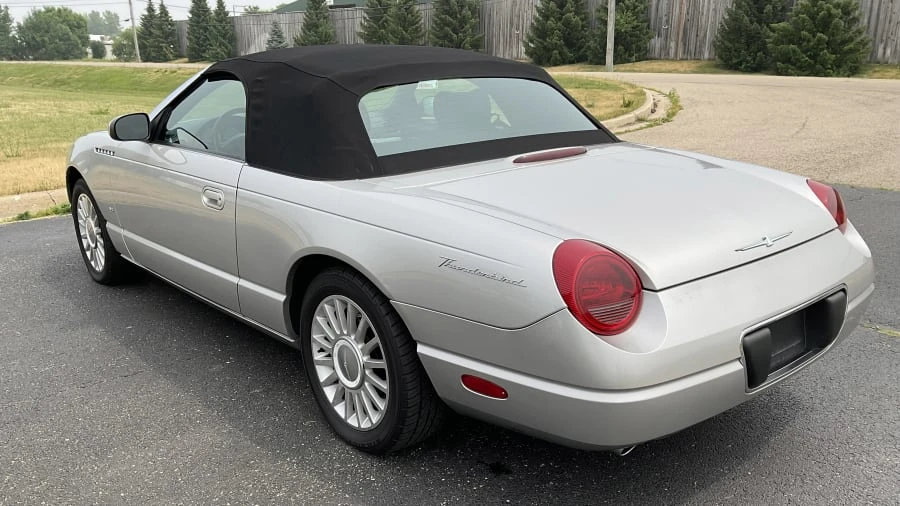 2004 Ford Thunderbird 11th Gen - Image 6 of 15
