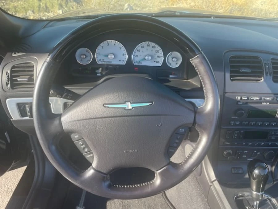 2004 Ford Thunderbird 11th Gen - Image 16 of 24