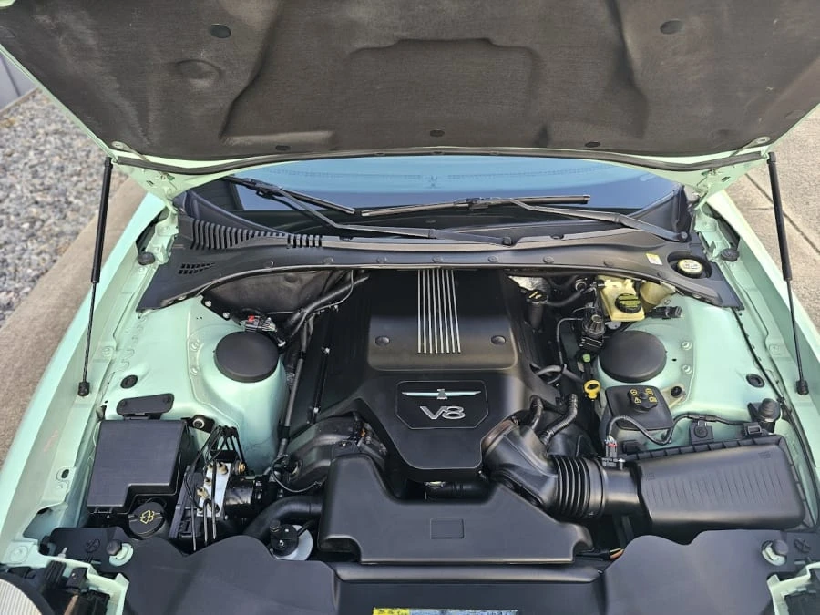 2004 Ford Thunderbird 11th Gen - Image 28 of 31