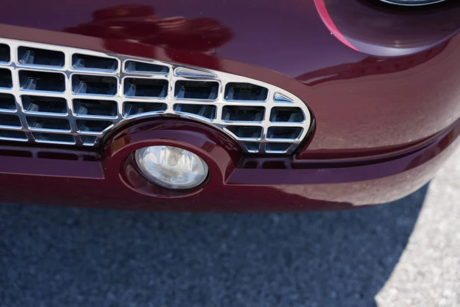 2004 Ford Thunderbird 11th Gen - Image 15 of 31