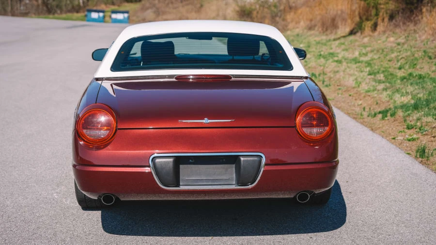2004 Ford Thunderbird 11th Gen - Image 5 of 31