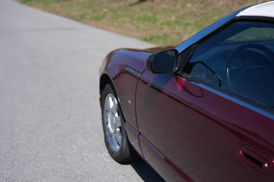 2004 Ford Thunderbird 11th Gen - Image 20 of 31