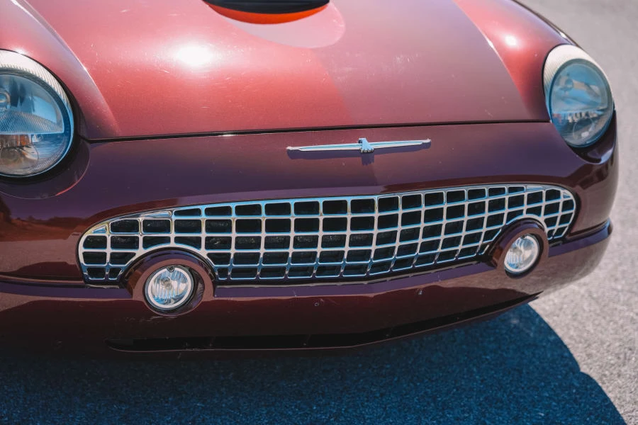 2004 Ford Thunderbird 11th Gen - Image 28 of 31