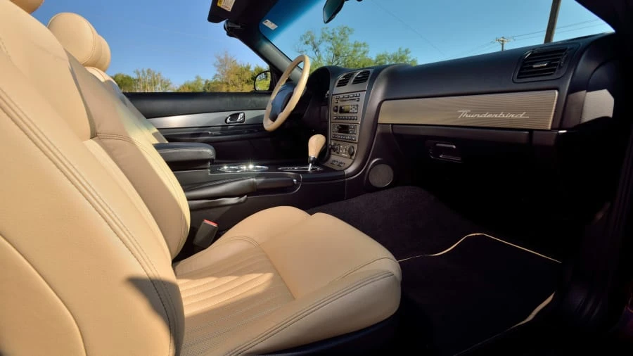 2004 Ford Thunderbird 11th Gen - Image 5 of 31
